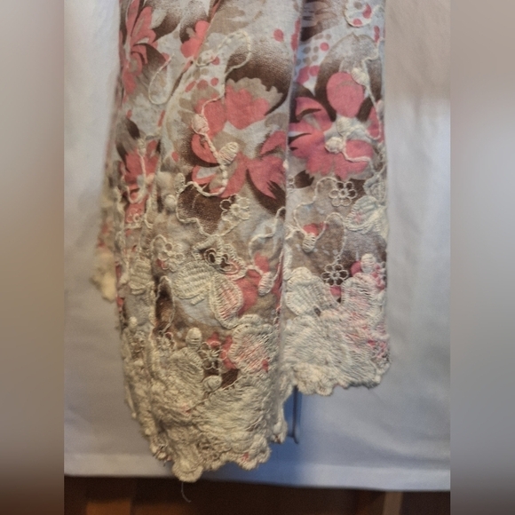 ROMY thin strap floral camisole tank top. Size L. Pink and white - Picture 9 of 12